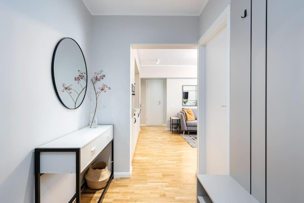 Sunny 2Br Flat - Top Location - Stunning Views Bucureşti Eksteriør bilde